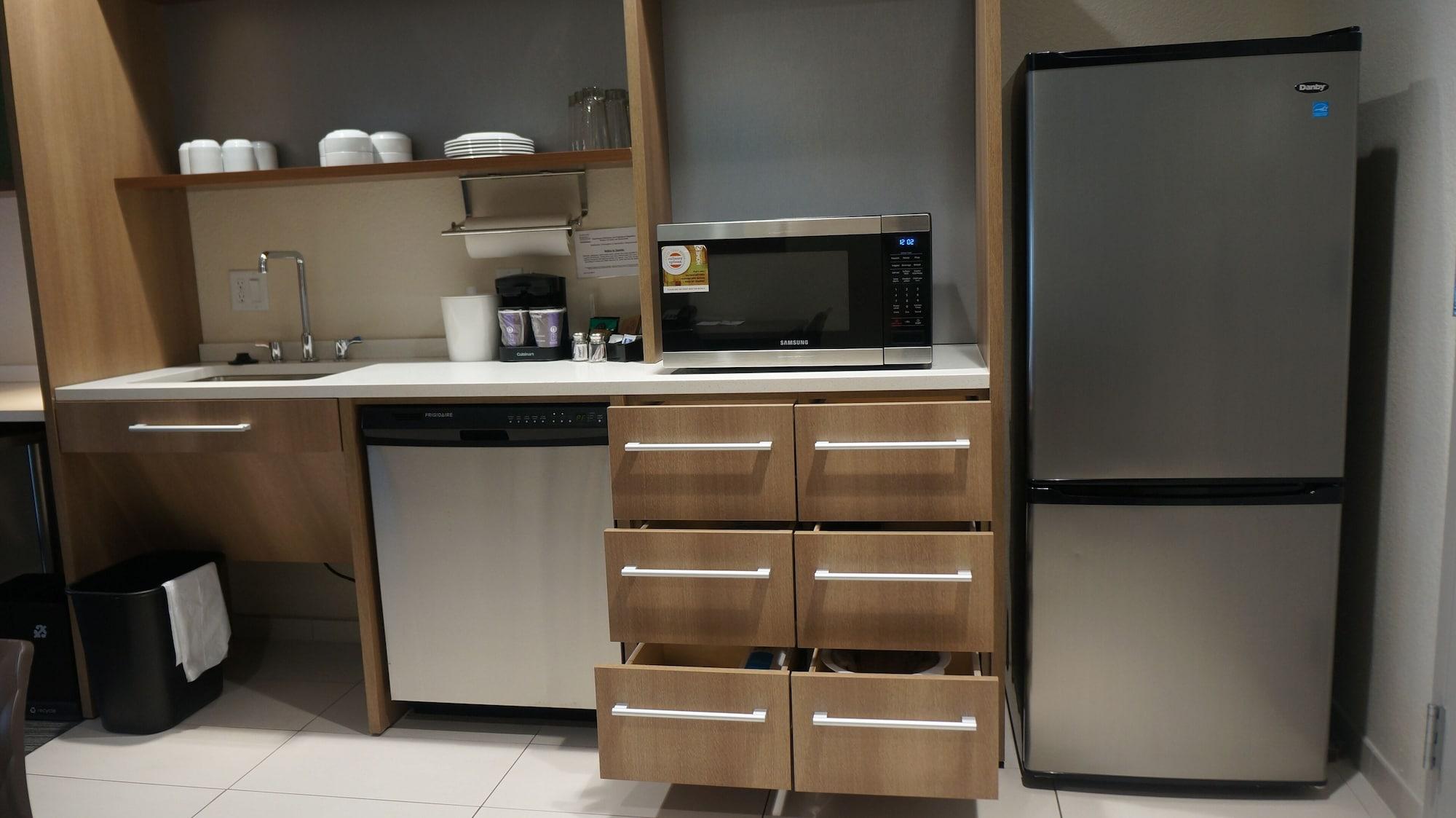 Home2 Suites By Hilton Clermont Bagian luar foto