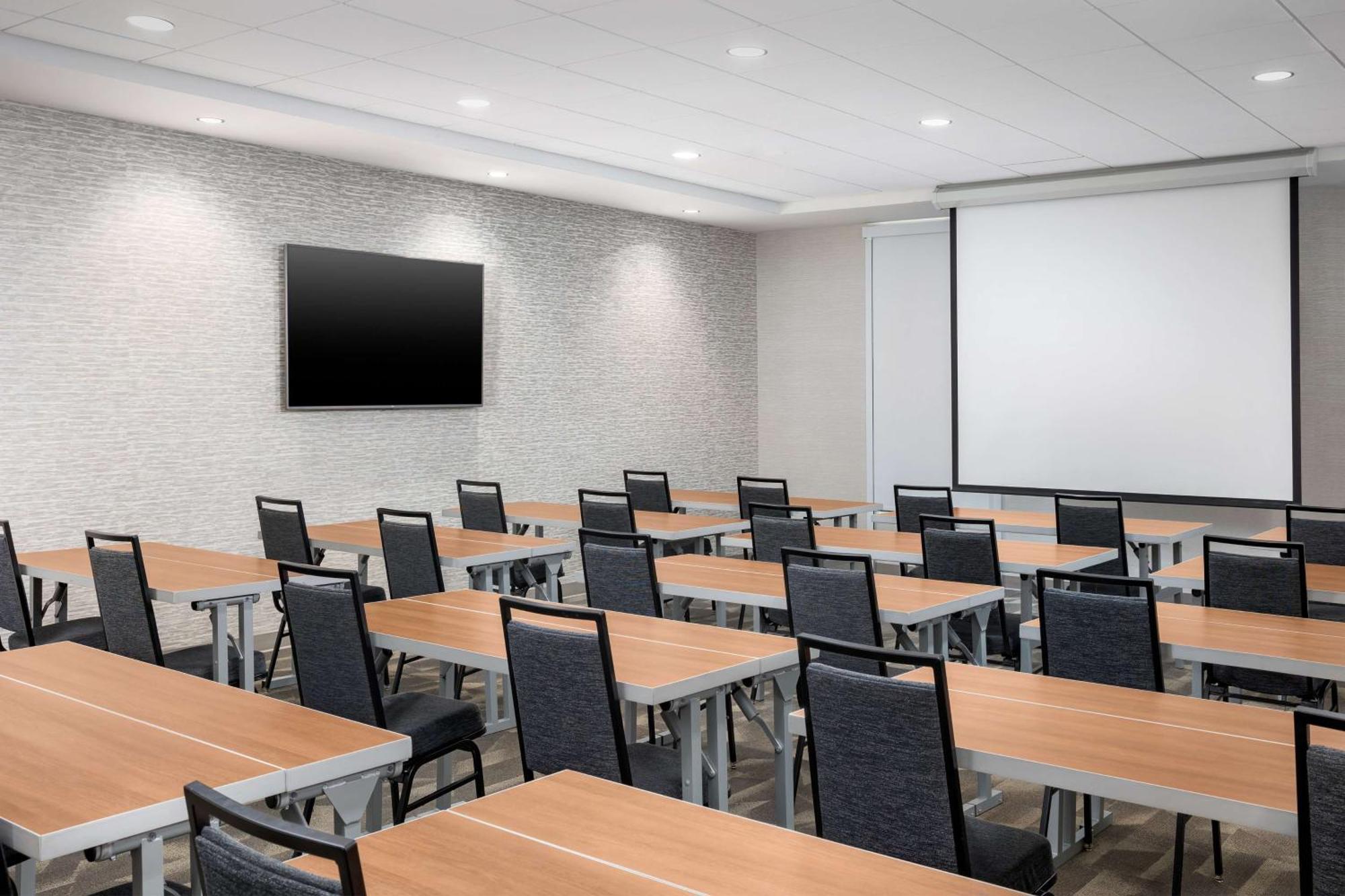 Home2 Suites By Hilton Clermont Bagian luar foto